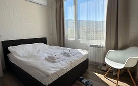 Rose'S Apartment , Mountain View, Self Check-In, Close To Metro, Park, Stores, Family-Friendly